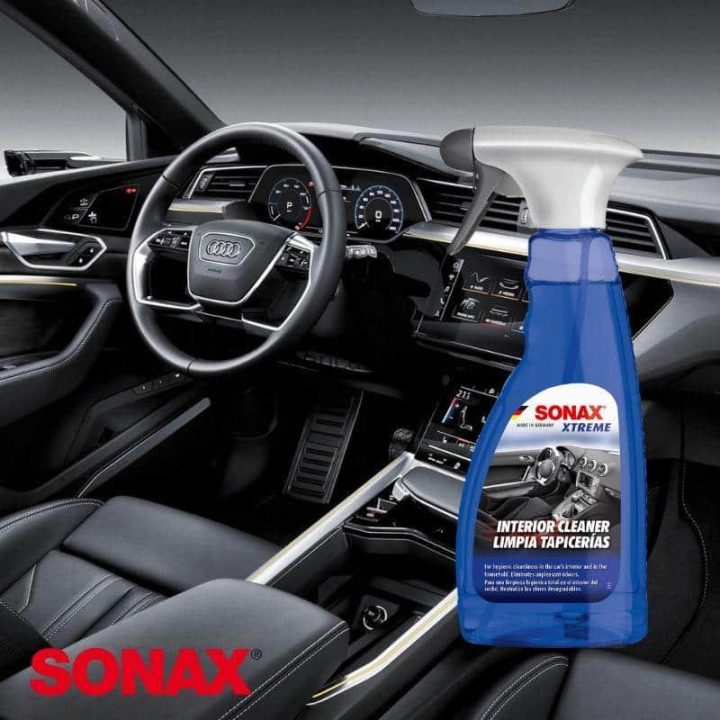 اسپری پاک کننده داخلی خودرو سوناکس مدل SONAX 2212410 (1)