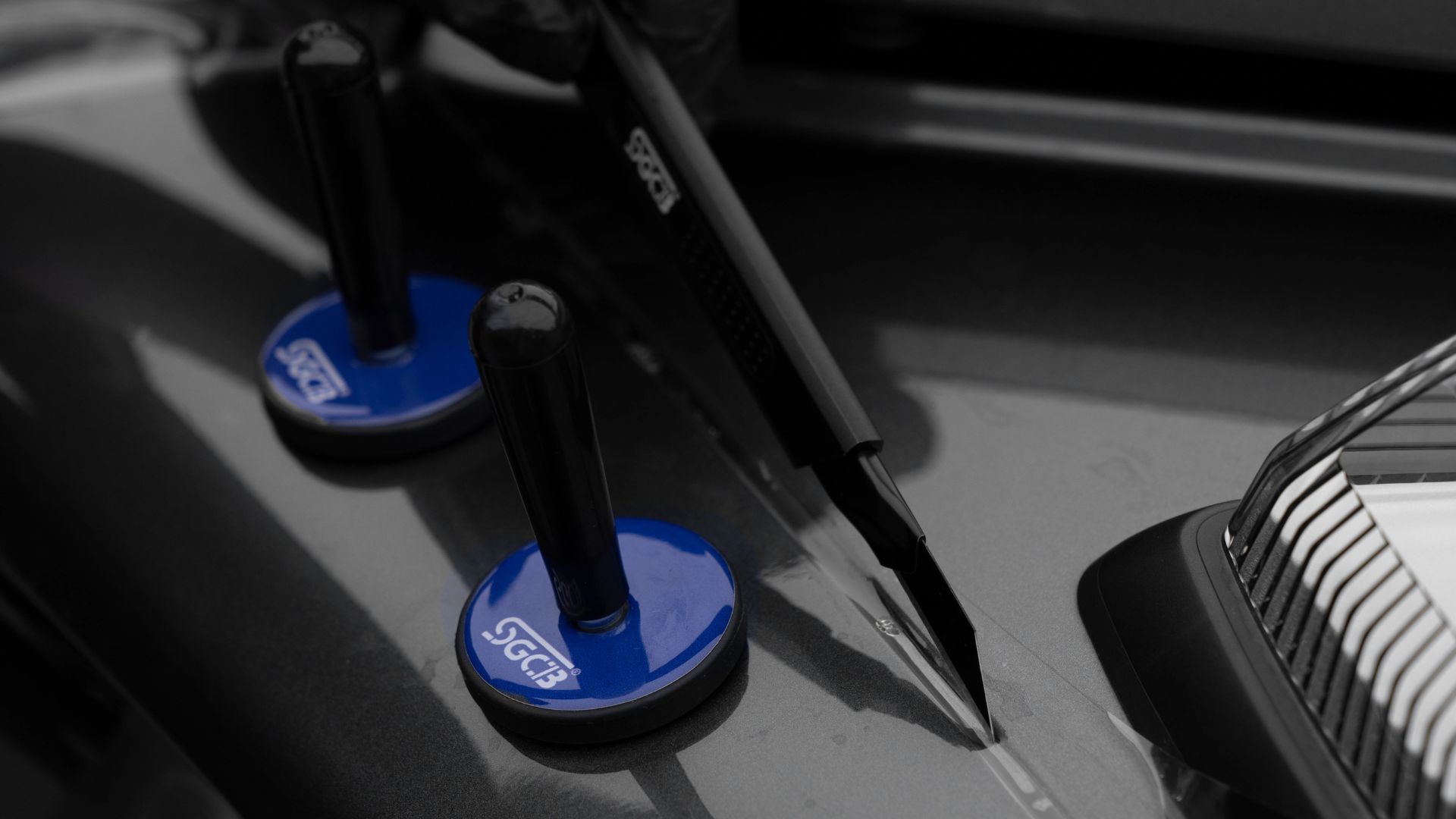 گیره مگنتی آهنربای نگهدارنده کاور بدنه خودرو مدل Sgcb PPF Gripper Magnet