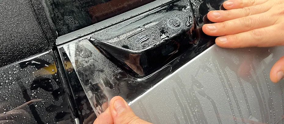 کاور شفاف براق بدنه خودرو پی پی اف 150 میکرون مدل Hoho Gloss Clear PPF